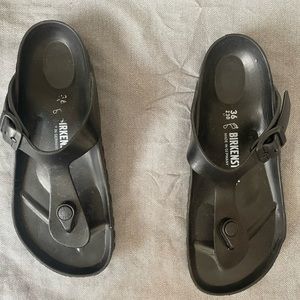 Birkenstock Gizeh sandals